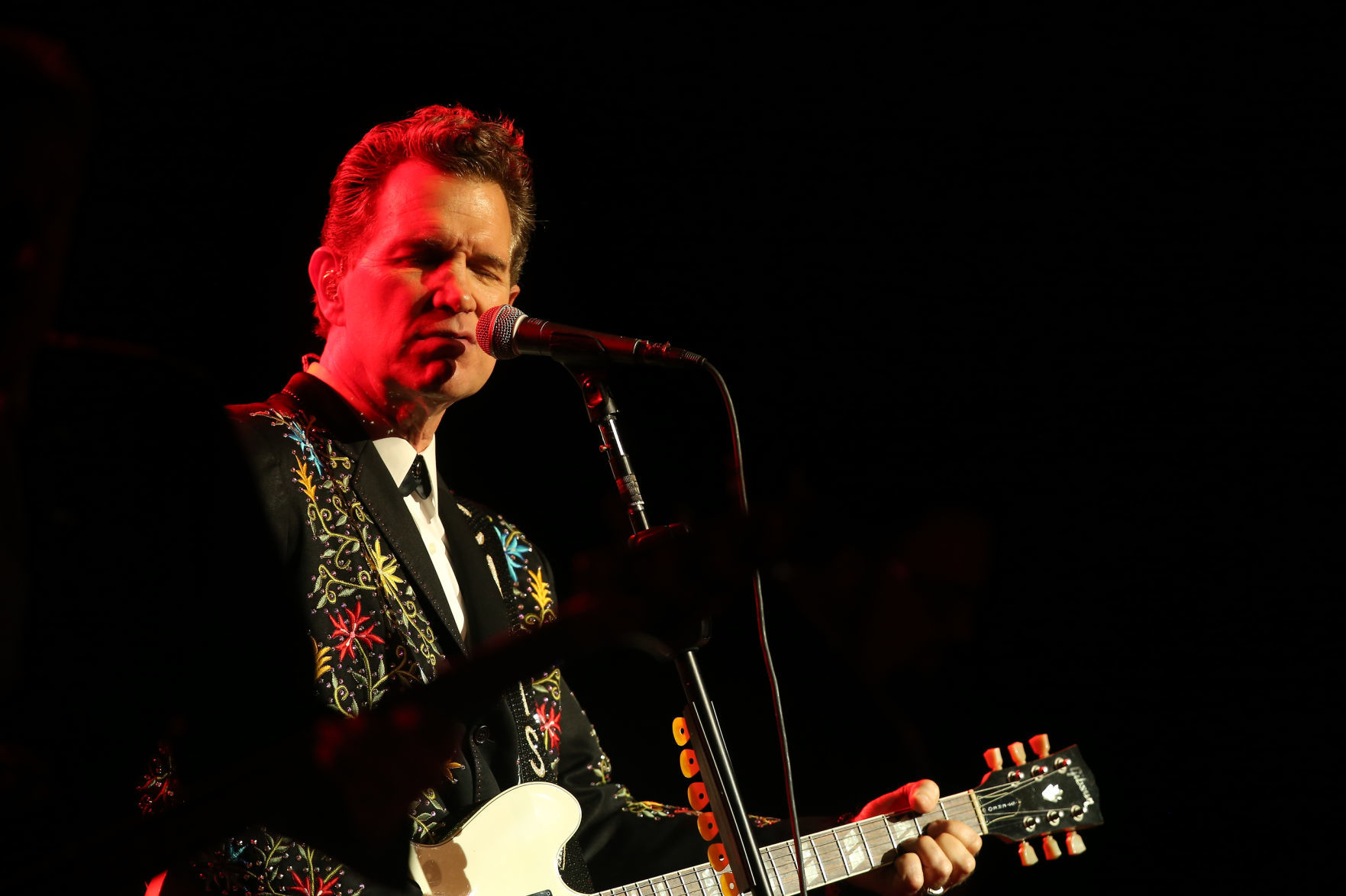 Chris Isaak